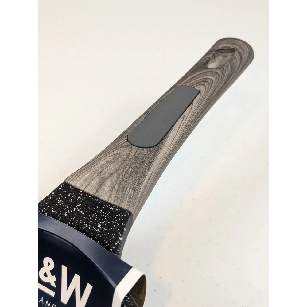 D&W 8